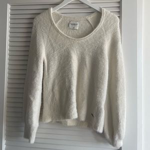 White Abercrombie & Fitch Sweater